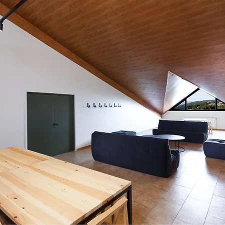 Hostal Abrigall *